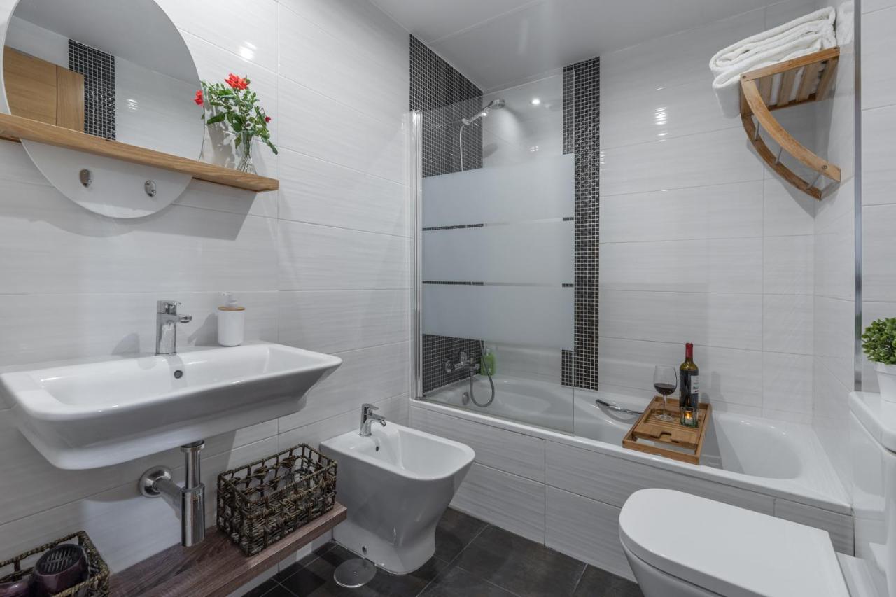 Tuguest Postigo I Catedral Apartment - Free Parking 格拉纳达 外观 照片